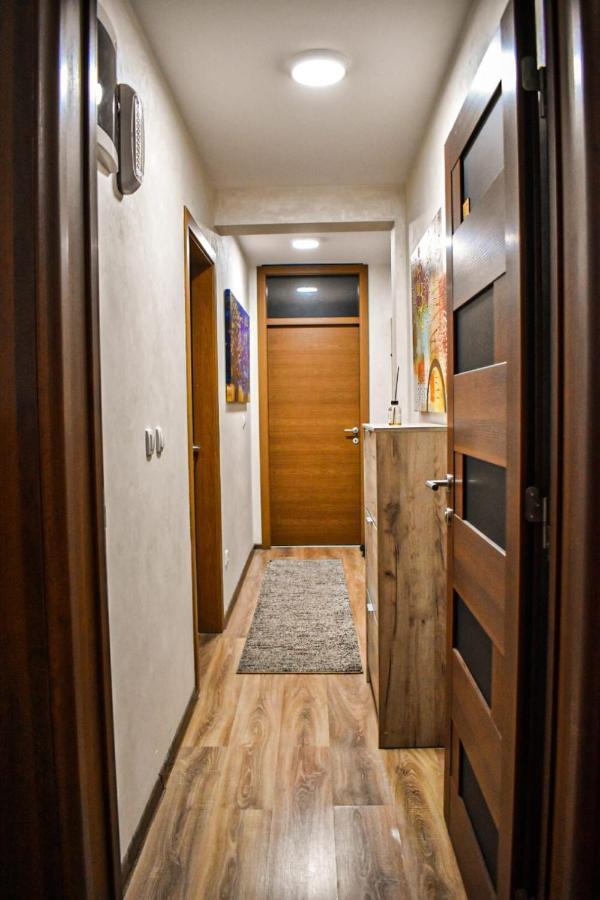 Avio Apartmani 2018 Novi Pazar Eksteriør billede