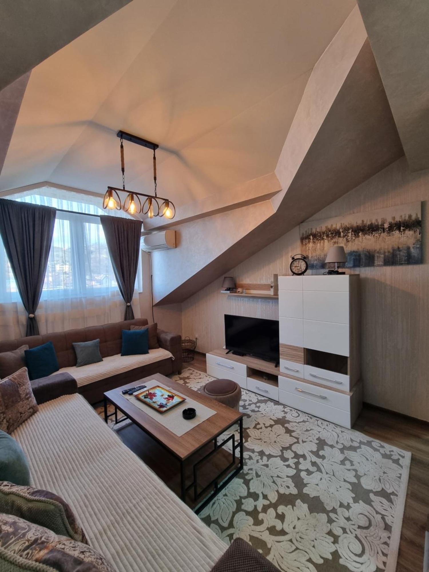 Avio Apartmani 2018 Novi Pazar Værelse billede