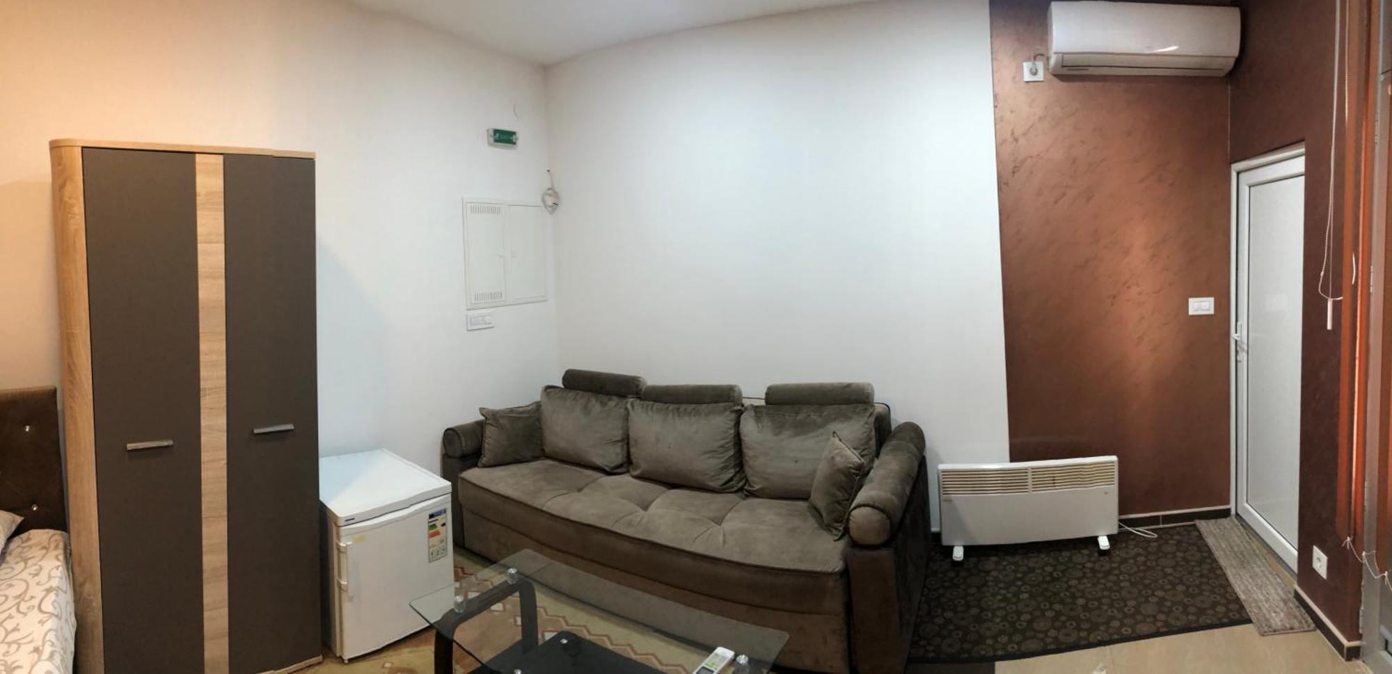 Avio Apartmani 2018 Novi Pazar Værelse billede